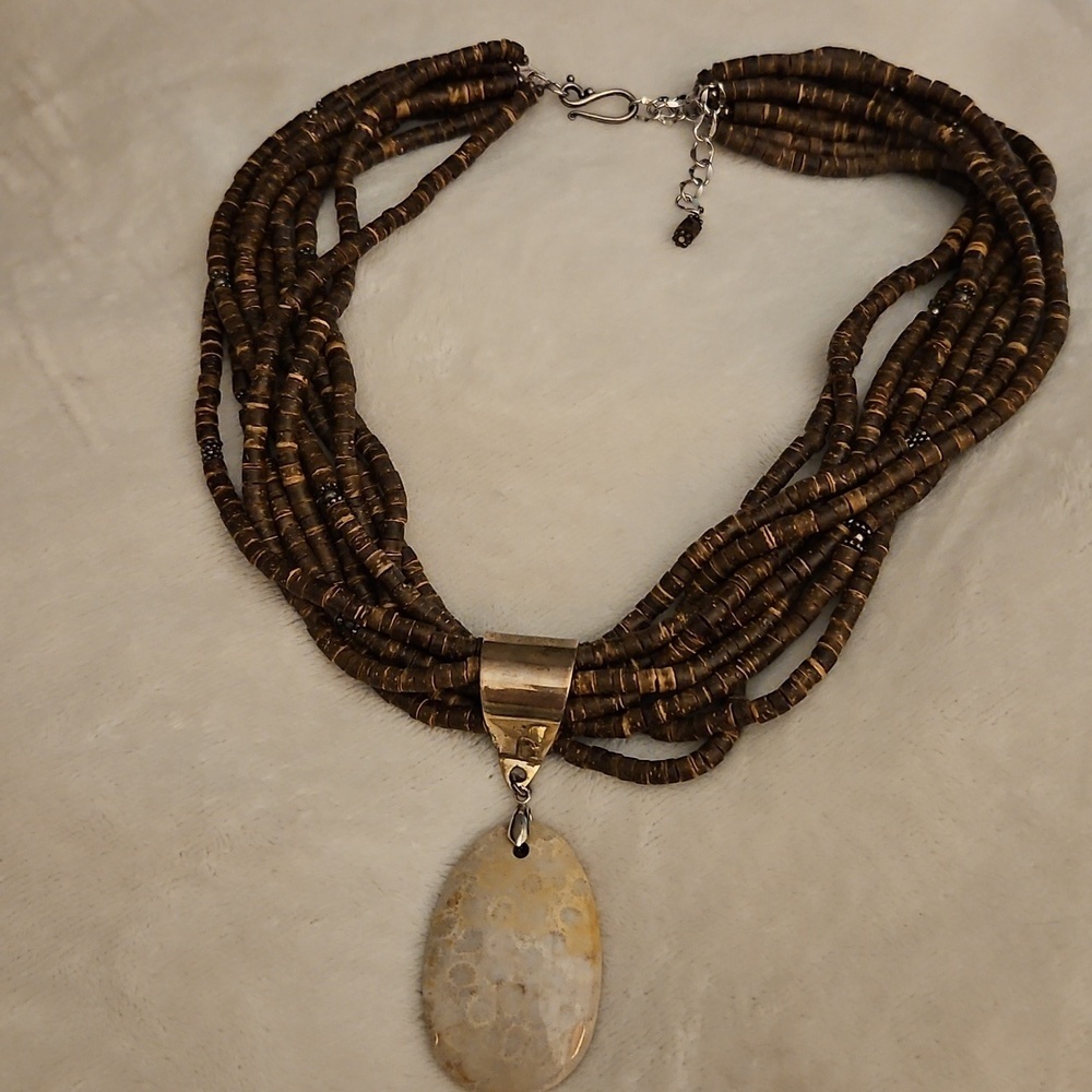 Heishi Shell Beaded Chrysanthemum Fossil Coral Teardrop Pendant Necklace - Picture 3 of 12